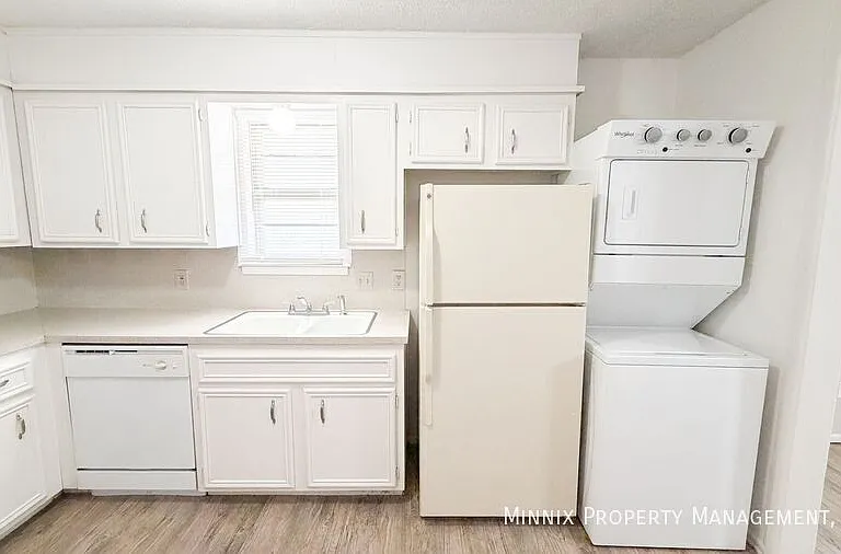 7303 Avenue X #105 — Photo 5