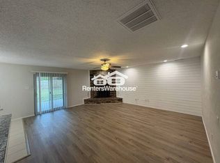 7517 Oak Ridge Dr, North Richland Hills, TX 76182
