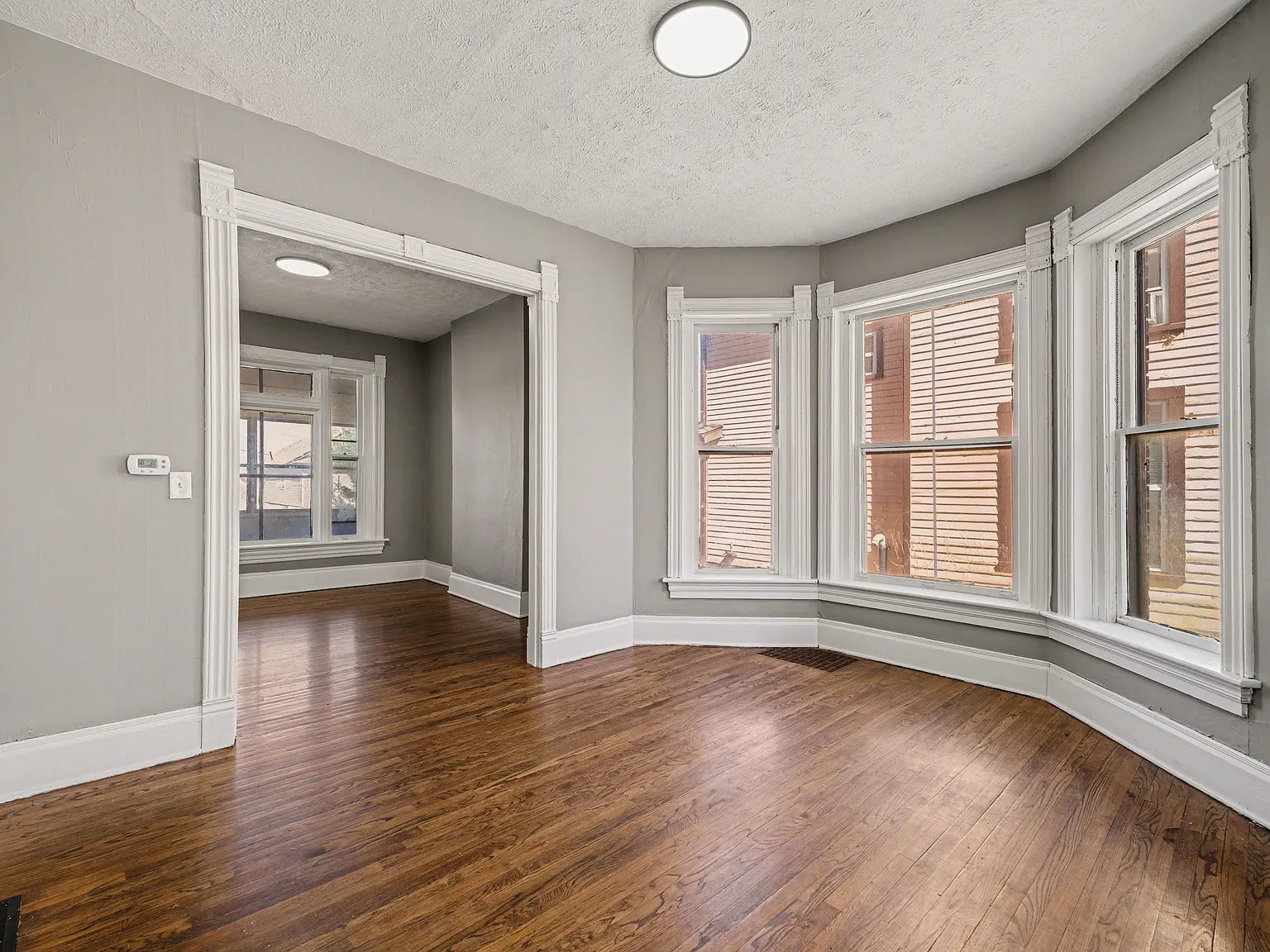 2 bed, 120 sqft, $1,375 — Photo 3