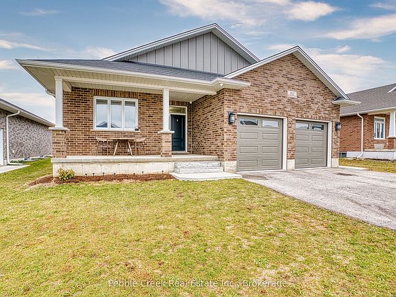 3rd image of 182 Shearwater Trl