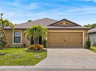 383 Shadow Lakes Dr, Lehigh Acres, FL 33974