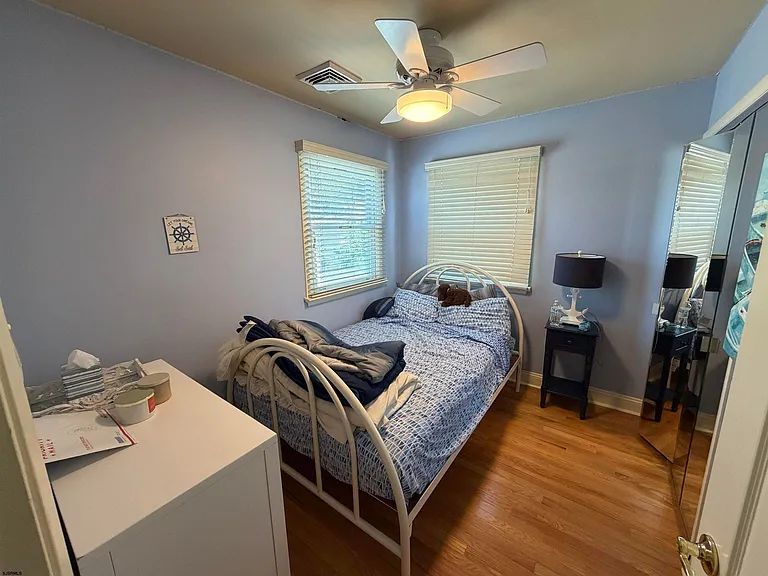 415 N Harvard Ave — Photo 13