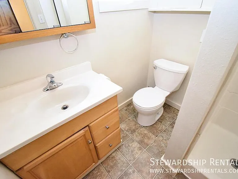 2024 Emerald St #2 — Photo 10