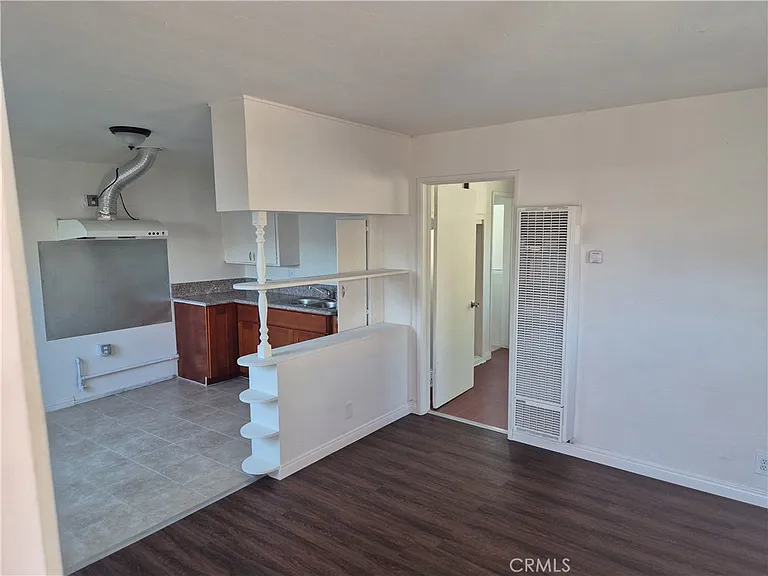 118 1/2 Fano St — Photo 5