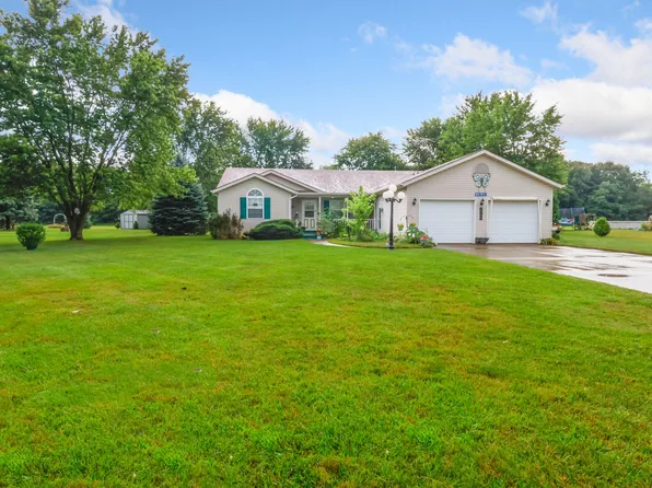 692 W 1100 N, Wheatfield, IN 46392