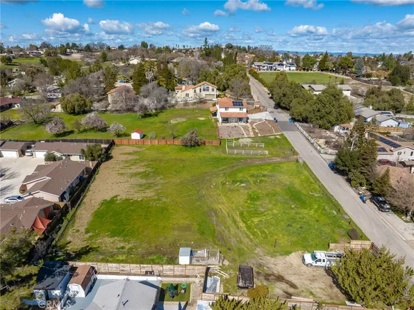 0 Orchard Dr #142, Paso Robles, CA 93446