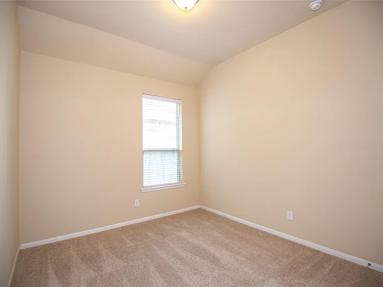 311 Lockridge Hill Ln — Photo 27
