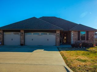 4352 W 1st St, Battlefield, MO 65619