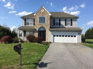 84 Bently Ct, Dover, DE 19904