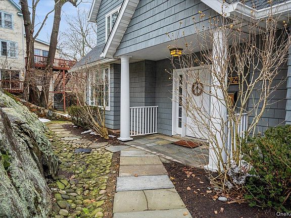 4th image of 24 Kent Avenue