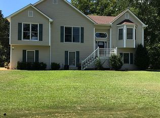 17 Gina Dr, Carrollton, GA 30116