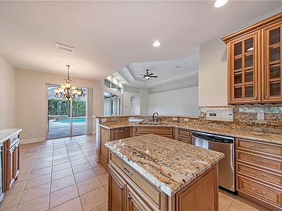 4th image of 19901 Maddelena Cir