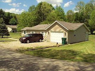 1st image of 11 Westview Pl
