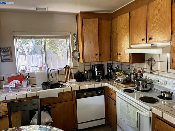 5th image of 674 Chemeketa Dr