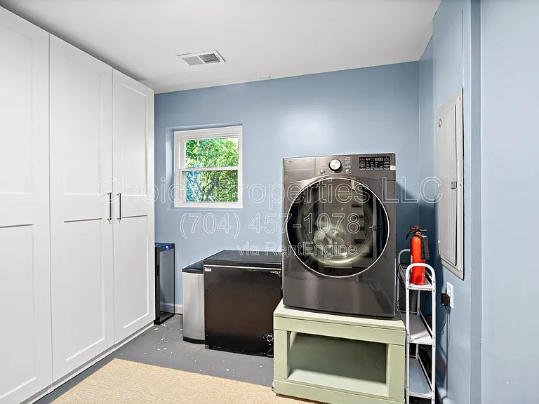 832 Stanfield Dr — Photo 33