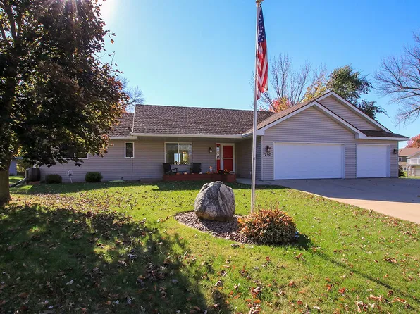 730 Tyler St SW, Hutchinson, MN 55350