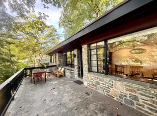 11 Rolling Rd, Wynnewood, PA 19096
