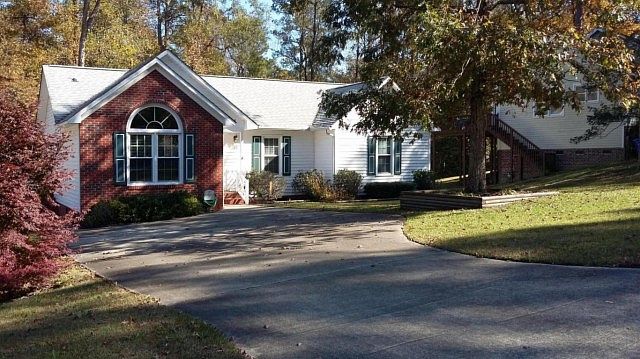 1st image of 106 Bramblewood Dr