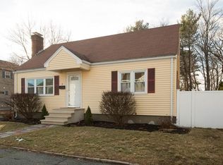 8 Anita Rd, Peabody, MA 01960