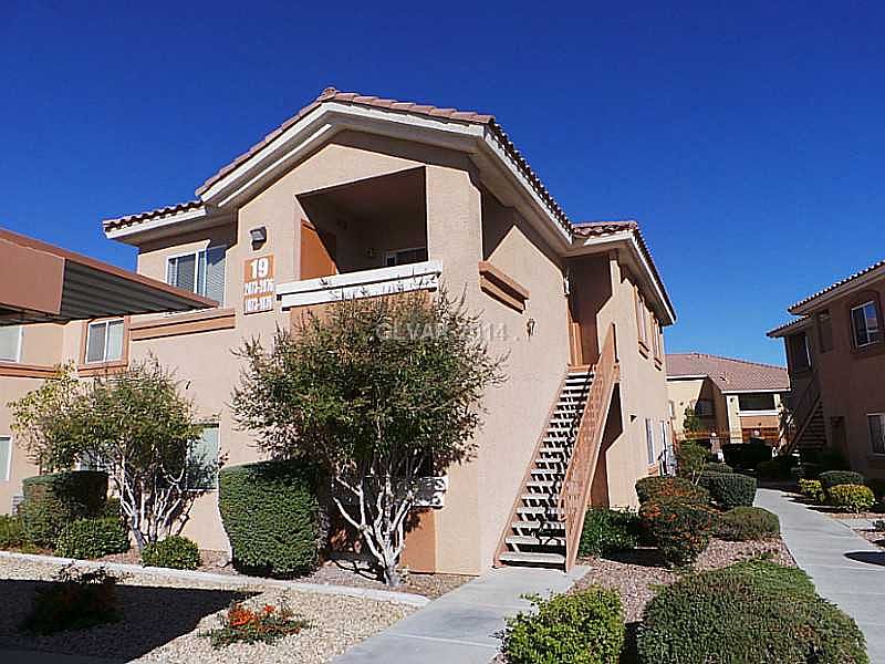 1st image of 1050 E Cactus Ave Unit 1075