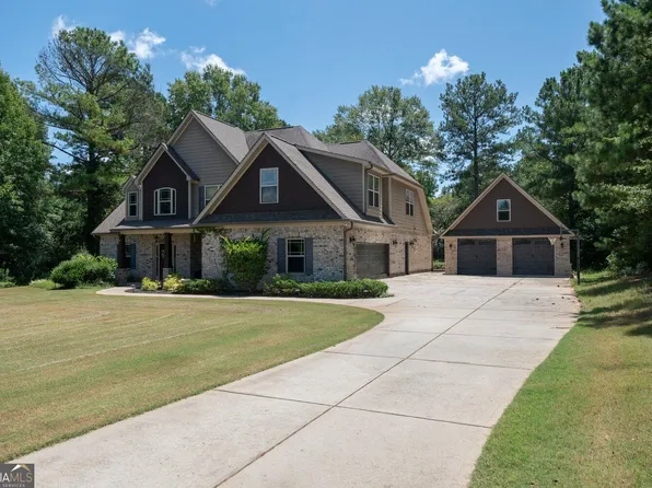 155 Chantilly Ln, Fayetteville, GA 30215