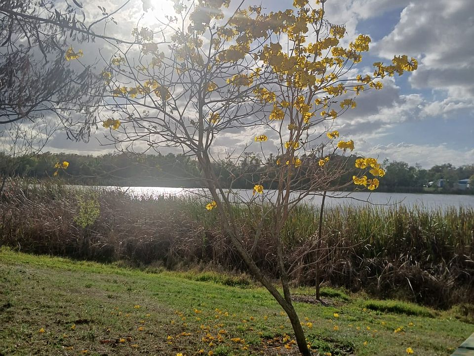 1st image of 4308 Aqua Vista Dr #4308