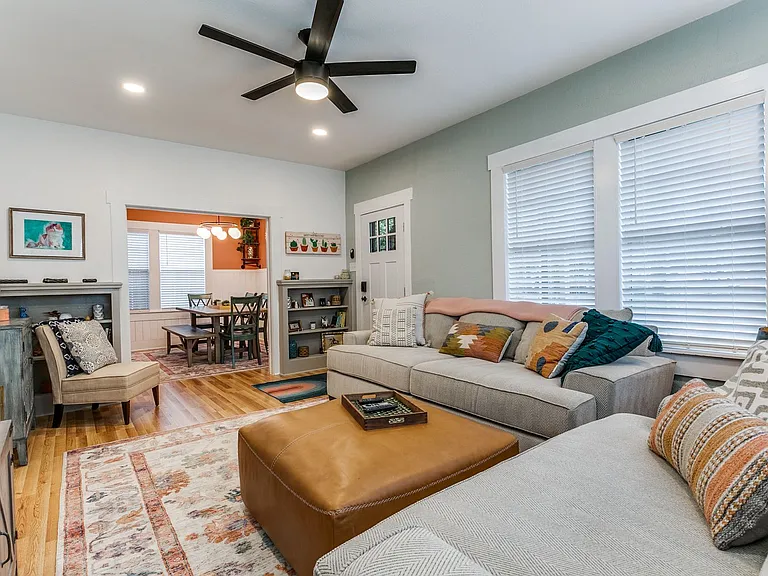 1004 Edison Dr — Photo 5