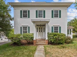 312 N River St, Guilford, CT 06437