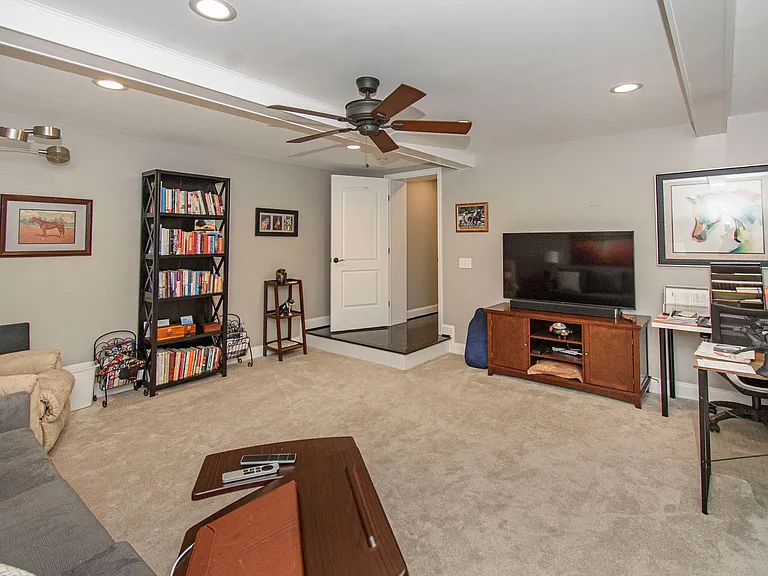 50 Siena Dr — Photo 60