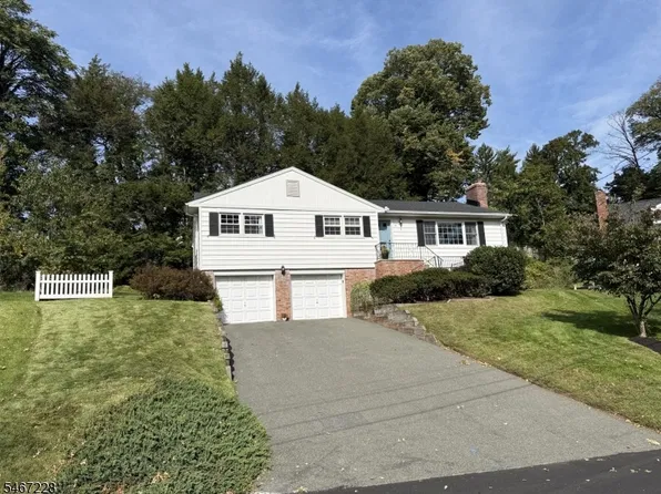 9 Harrison Ct, Summit City, NJ 07901