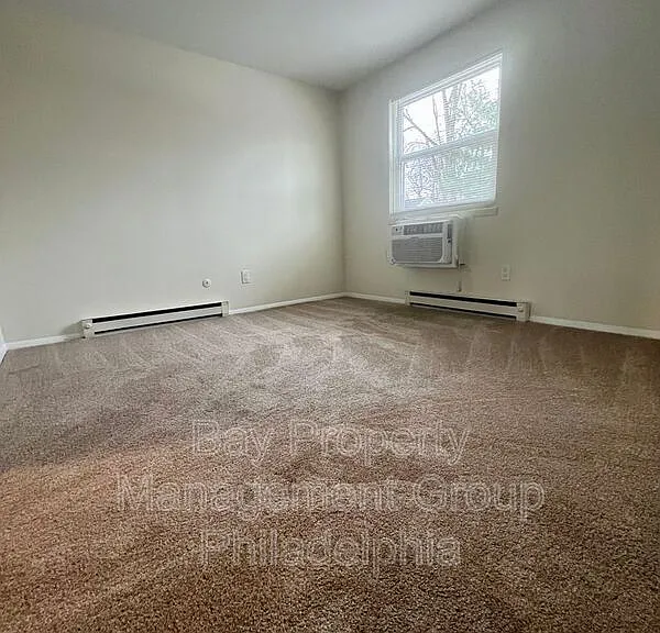 100 E Mount Vernon St #1 — Photo 8