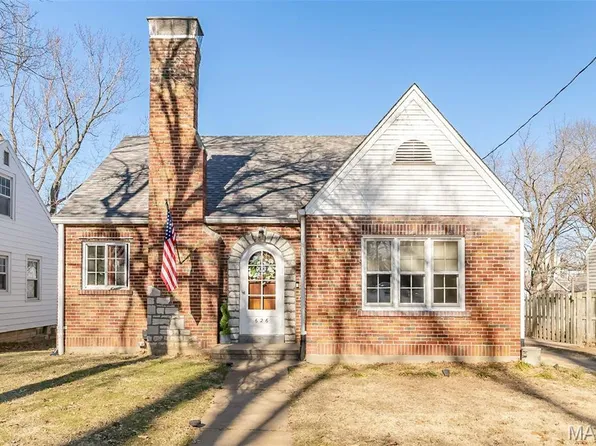 626 Tompkins St, Saint Charles, MO 63301