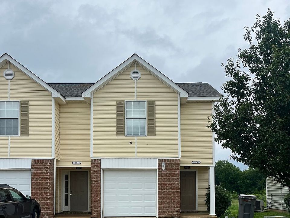 1st image of 574 Kirkcauldy Dr