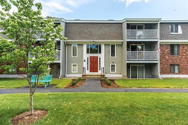 1st image of 220 Bedford St #94