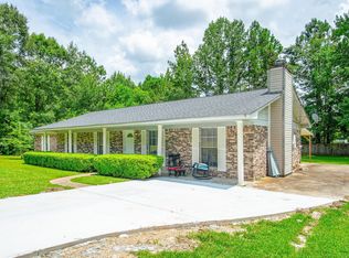 32 Jerry Rd, Hattiesburg, MS 39402