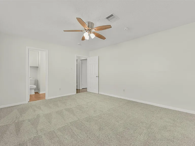 12011 Kirknoll Dr — Photo 23