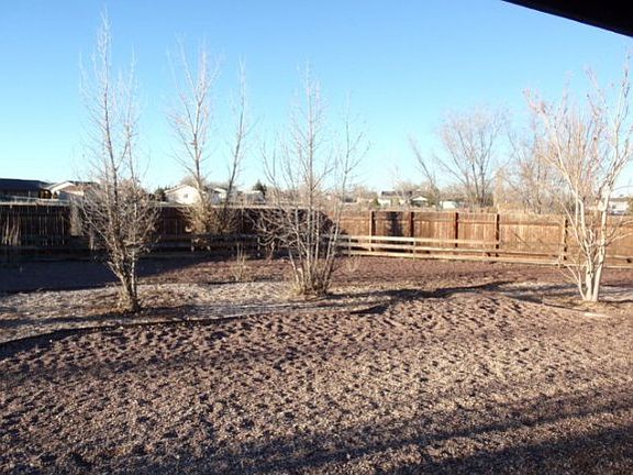 4th image of 570 W Dueno Dr