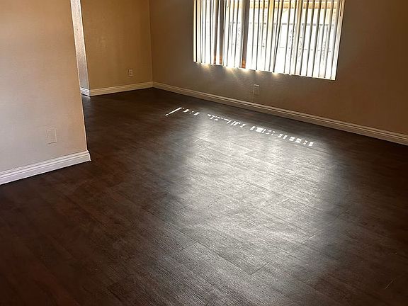3rd image of 1490 Gundry Ave APT C
