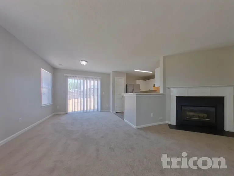 119 W Waverly Place Ct — Photo 4