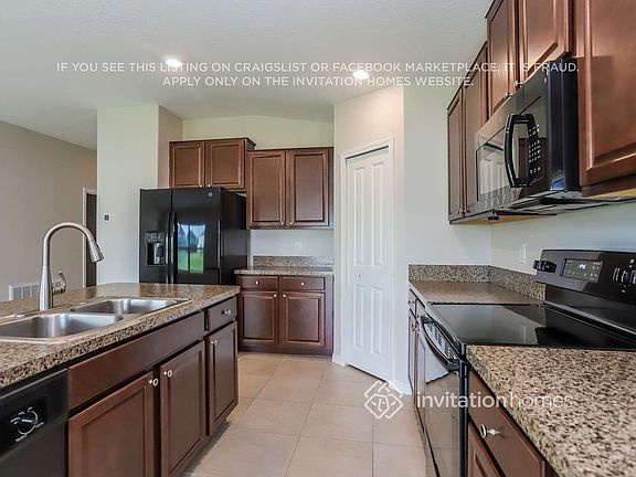 4th image of 13224 Wildflower Meadow Dr