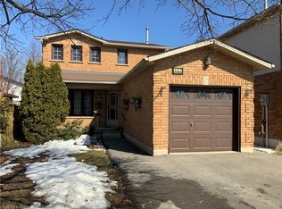 107 Butler Dr, Hamilton, ON L8W 3K2