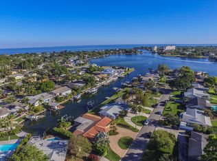 3987 14th Way NE, Saint Petersburg, FL 33703