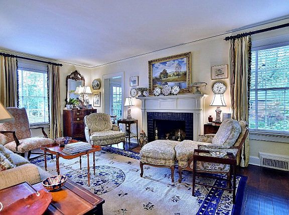 4th image of this home