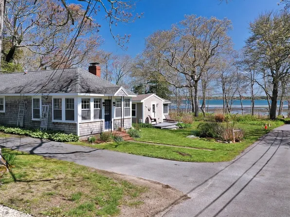 17 Quelle Ln, Marion, MA 02738