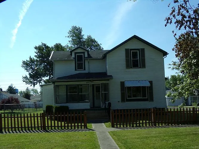 623 2nd St photo 1