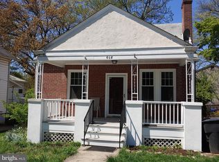 608 N Fillmore St, Arlington, VA 22201