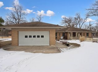 1615 1st St E, Independence, IA
