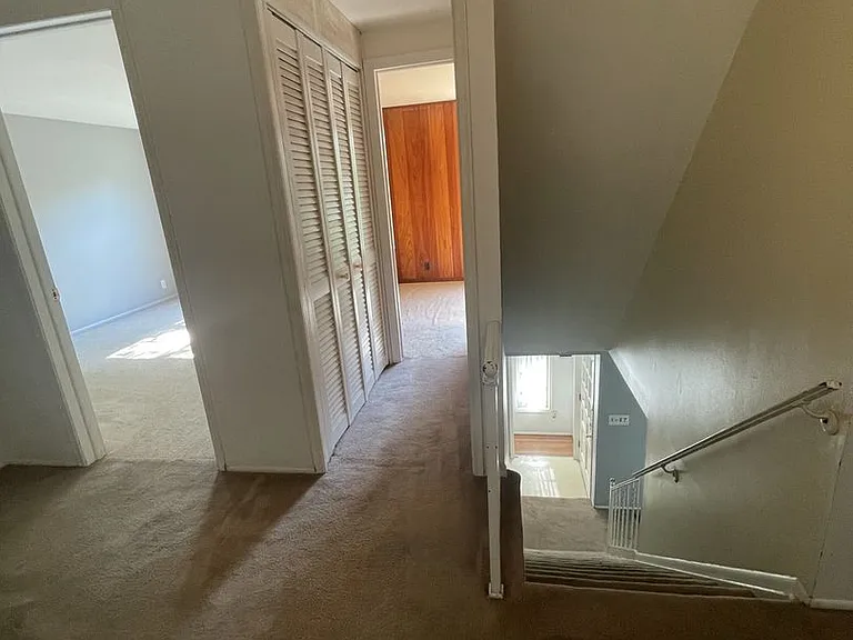 2163 Yorktown Dr — Photo 21
