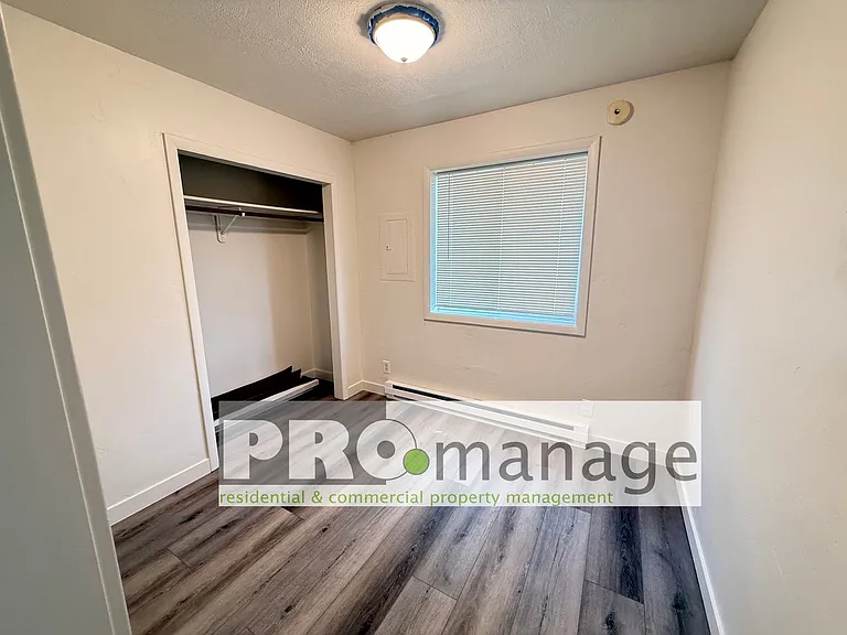 126 Whittier St — Photo 2