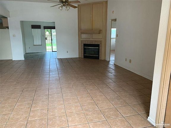 2nd image of 1932 Zenaida Ave